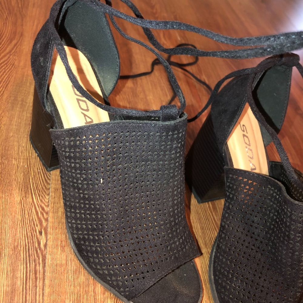 *Black Tie Up Booties